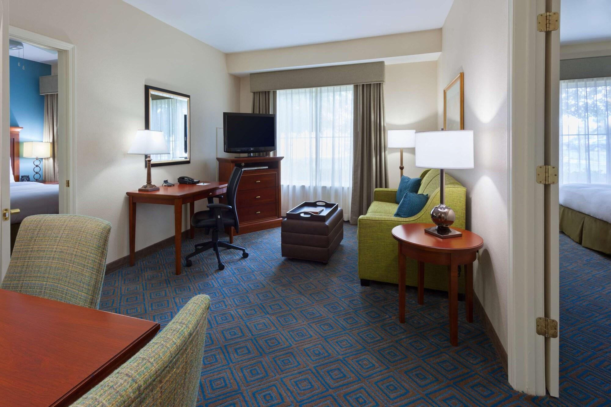 Homewood Suites By Hilton Gainesville Exterior photo