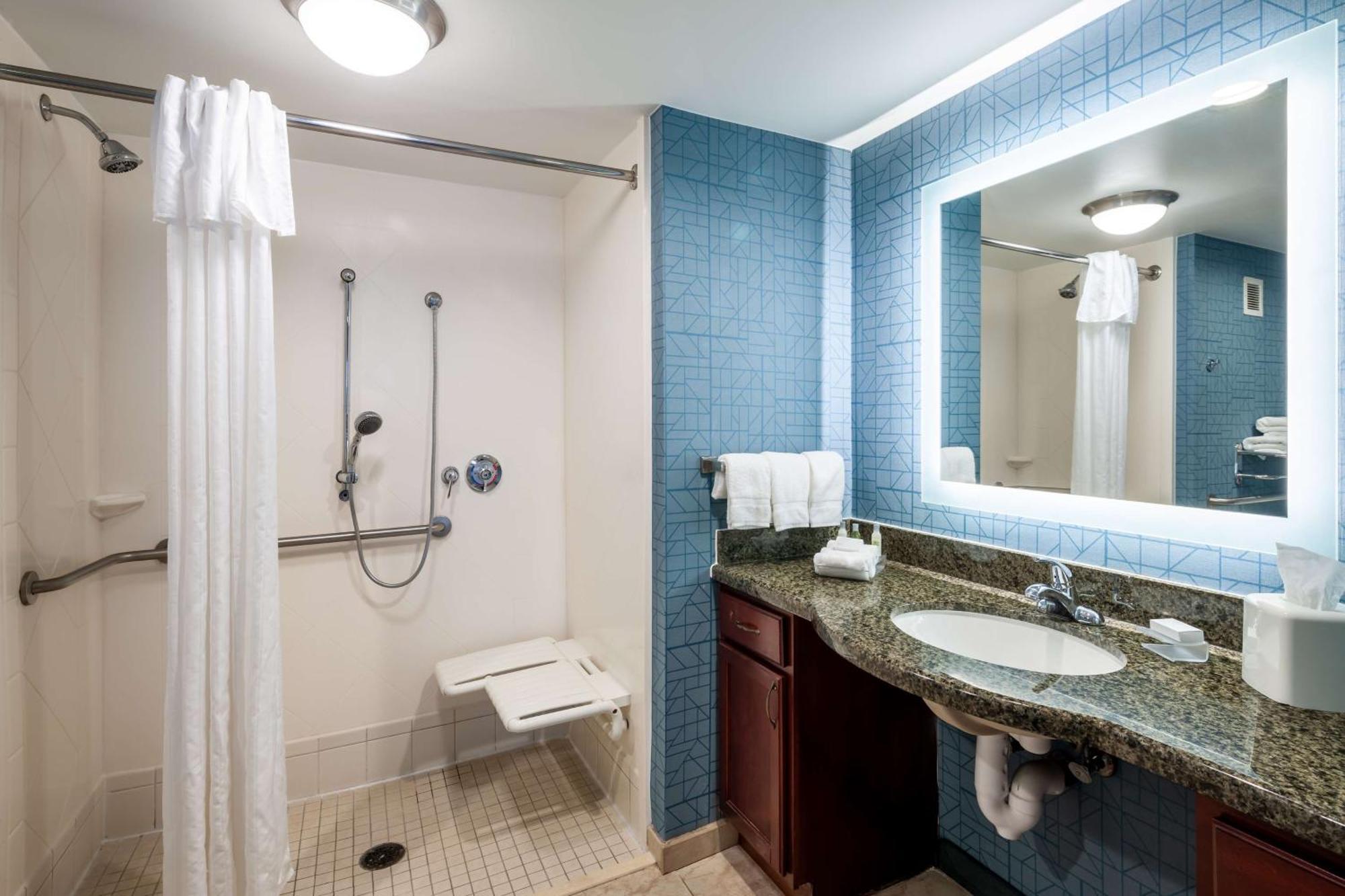 Homewood Suites By Hilton Gainesville Exterior photo