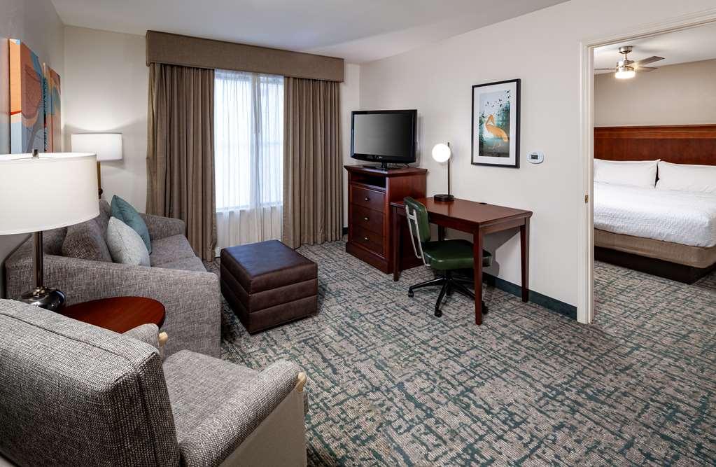 Homewood Suites By Hilton Gainesville Room photo